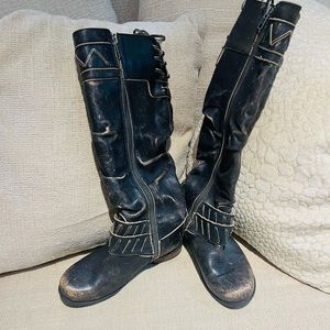 Corral Indie Spirit Distressed Boots